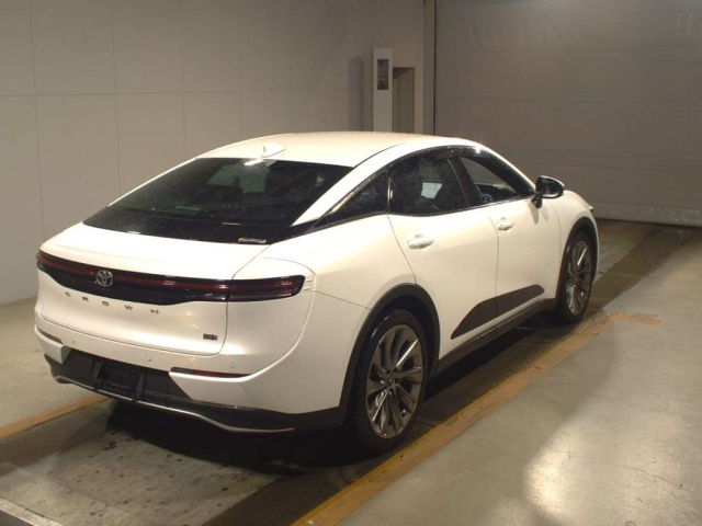 TOYOTA CROWN CROSSOVER 2024