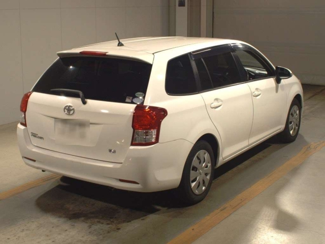 TOYOTA COROLLA FIELDER 2012