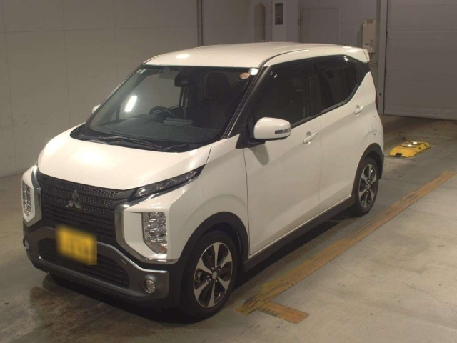 MITSUBISHI EK X 2024