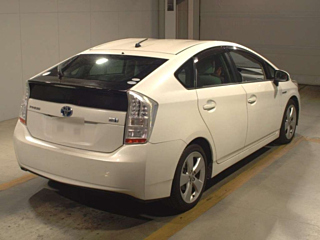 TOYOTA PRIUS 2011