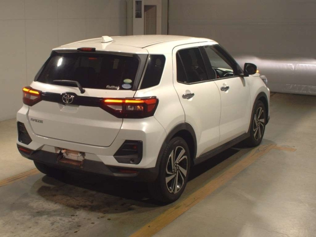TOYOTA RAIZE 2021