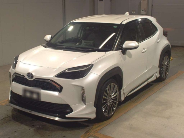 TOYOTA YARIS CROSS 2023