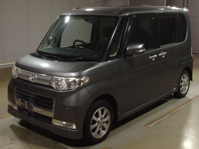 DAIHATSU TANTO 2008