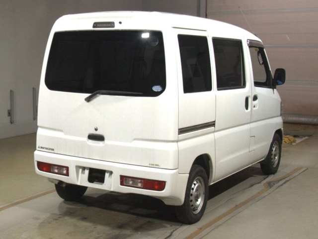 MITSUBISHI MINICAB VAN 2013
