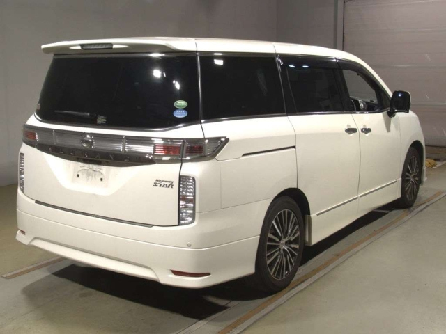 NISSAN ELGRAND 2014