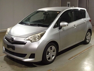 TOYOTA RACTIS 2011