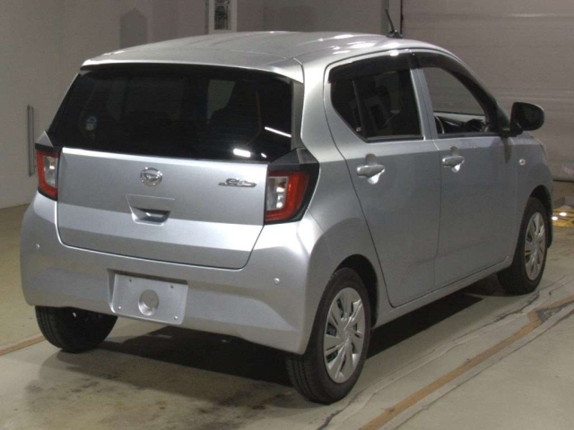 DAIHATSU MIRA E S 2022