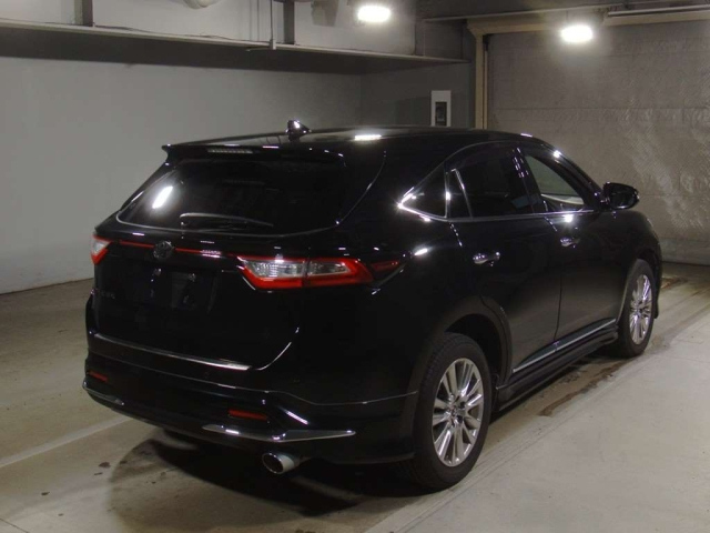 TOYOTA HARRIER 2018