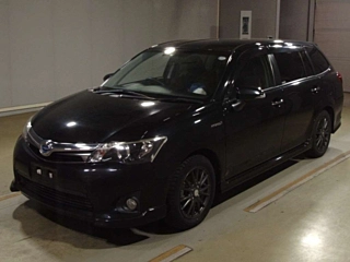 TOYOTA COROLLA FIELDER 2015