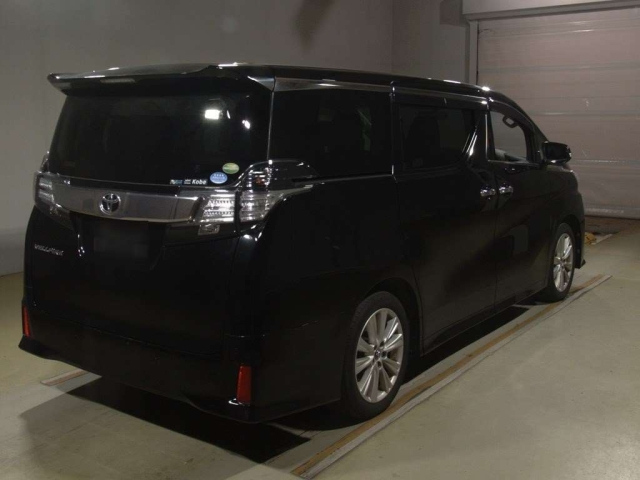 TOYOTA VELLFIRE 2015