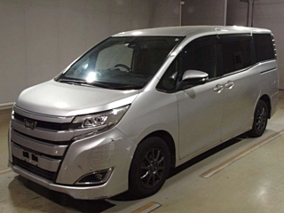 TOYOTA NOAH 2018