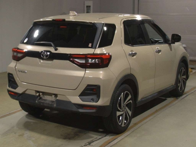 TOYOTA RAIZE 2022