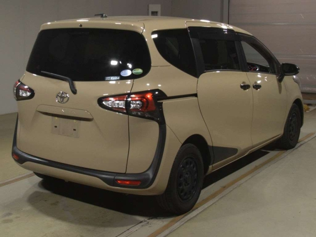 TOYOTA SIENTA 2020