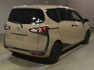 TOYOTA SIENTA 2020