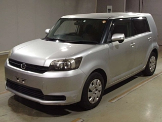 TOYOTA COROLLA RUMION 2011