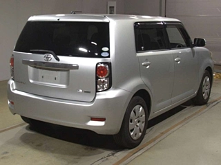 TOYOTA COROLLA RUMION 2011