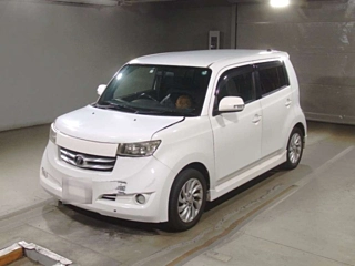 TOYOTA SIENTA 2015