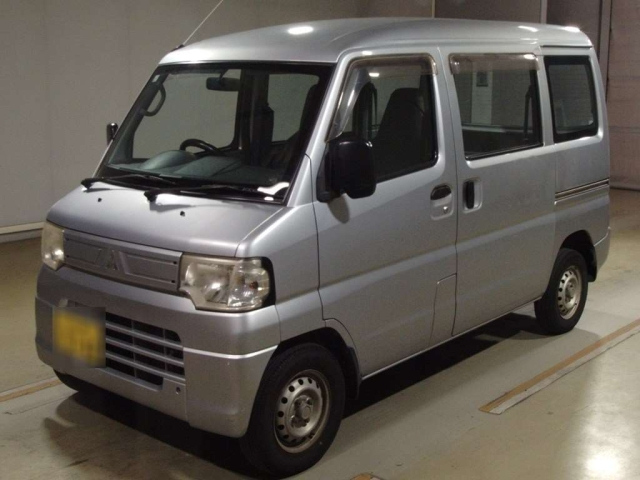 MITSUBISHI MINICAB VAN 2012