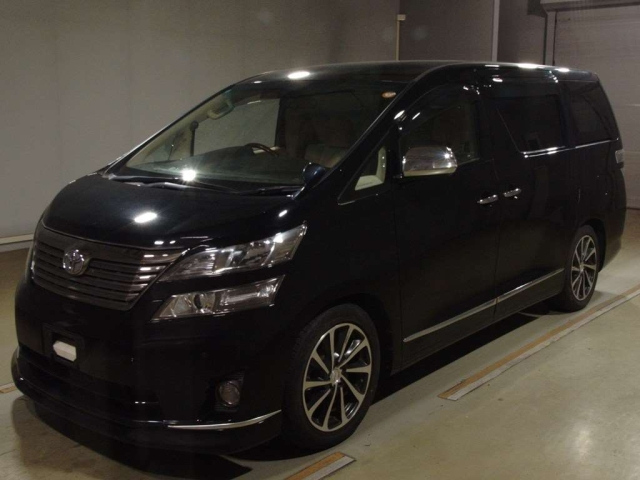 TOYOTA VELLFIRE 2010
