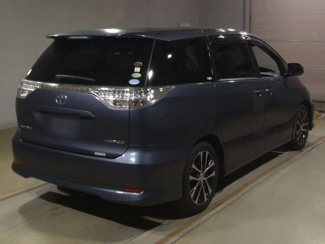 TOYOTA ESTIMA 2012