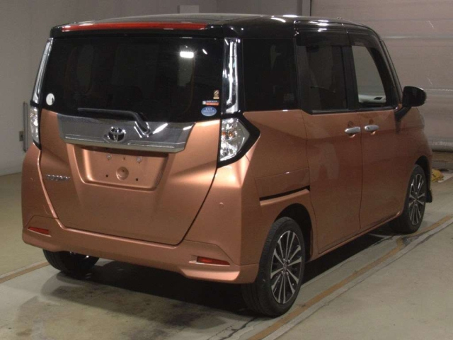 TOYOTA ROOMY 2021