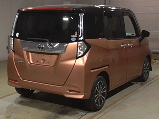 TOYOTA ROOMY 2021