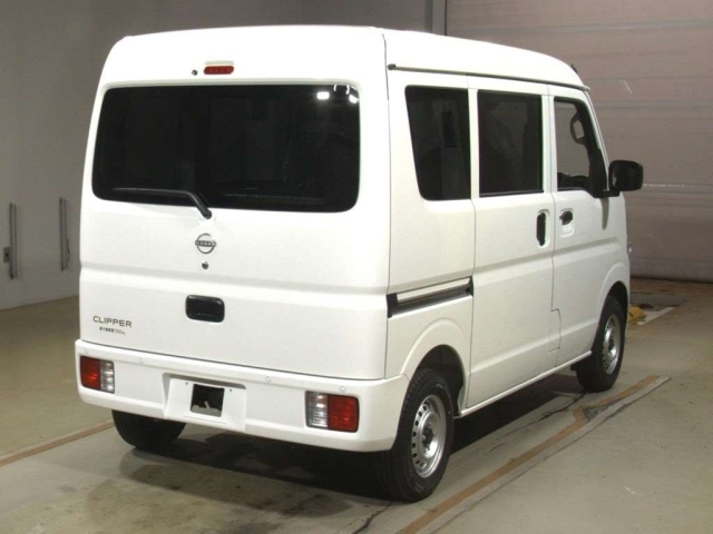 NISSAN CLIPPER VAN 2024