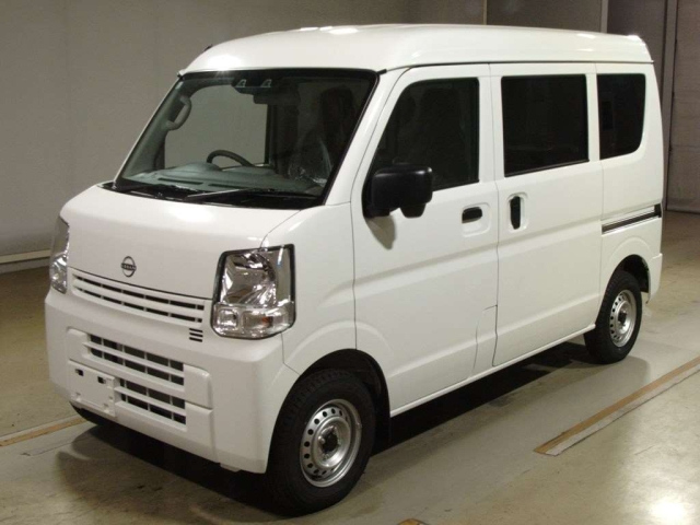 NISSAN CLIPPER VAN 2024
