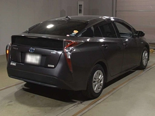 TOYOTA PRIUS 2016