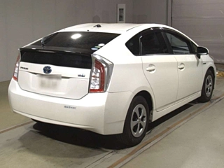 TOYOTA PRIUS 2012