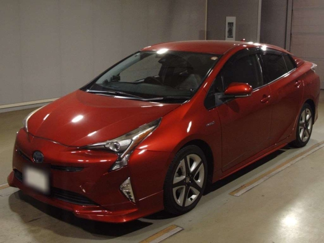 TOYOTA PRIUS 2016