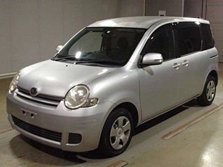TOYOTA SIENTA 2009