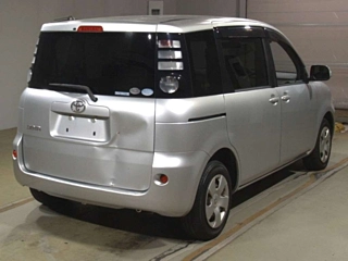 TOYOTA SIENTA 2009