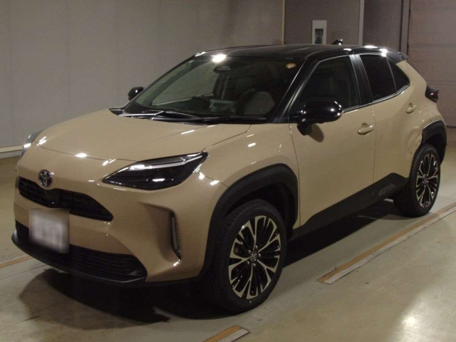 TOYOTA YARIS CROSS 2025