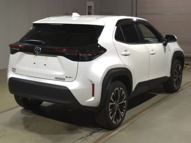 TOYOTA YARIS CROSS 2024