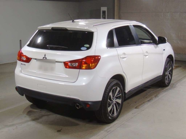 MITSUBISHI RVR 2016