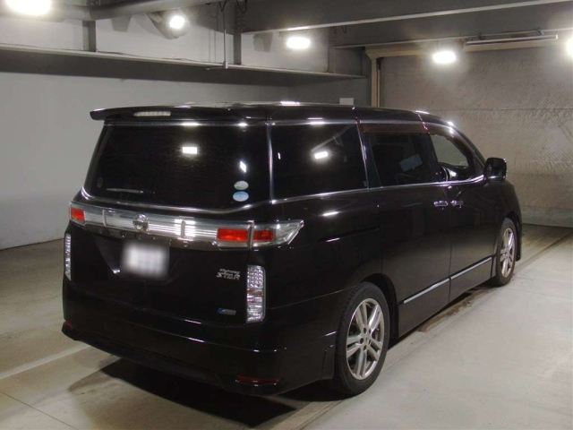 NISSAN ELGRAND 2011