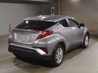 TOYOTA C-HR 2021