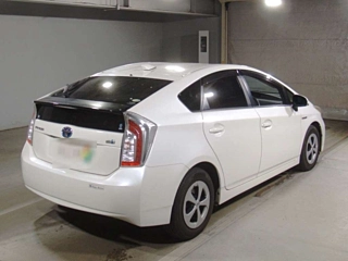 TOYOTA PRIUS 2012
