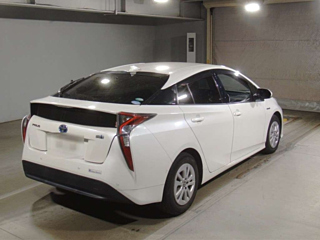 TOYOTA PRIUS 2018