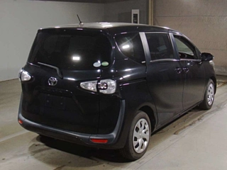 TOYOTA SIENTA 2018
