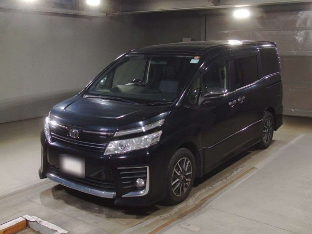 TOYOTA VOXY 2015