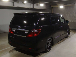 TOYOTA ALPHARD 2010