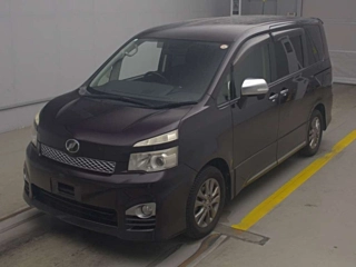 TOYOTA VOXY 2012