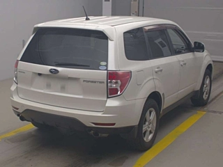 SUBARU FORESTER 2011