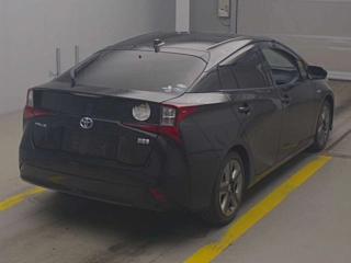TOYOTA PRIUS 2019