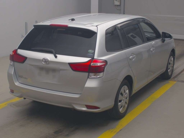TOYOTA COROLLA FIELDER 2016