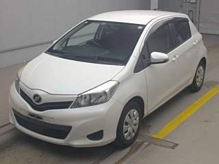 TOYOTA VITZ 2012