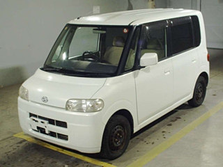 DAIHATSU TANTO 2004