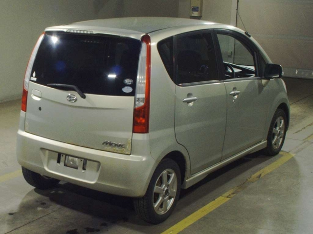 DAIHATSU MOVE 2010